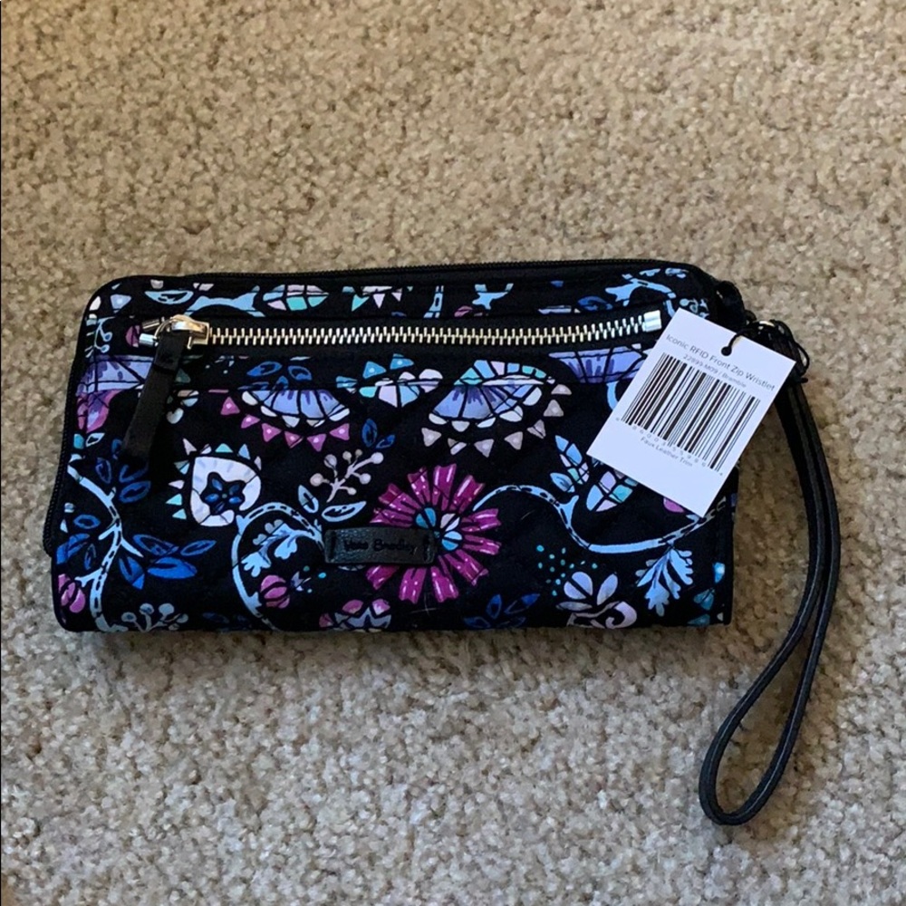 Vera Bradley wristlet